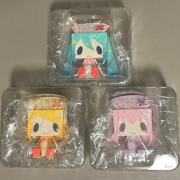 미개봉) 보컬로이드 그라피그 미소녀 고전 피규어 연색병동 미쿠 린 루카