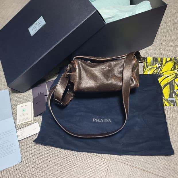 프라다 나파가죽 숄더백 빈티지다크브라운 2vh188 크로스백