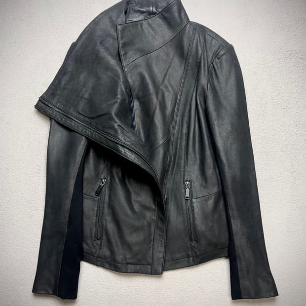 [S] T TAHARI 하이넥 레더자켓 - 양가죽자켓