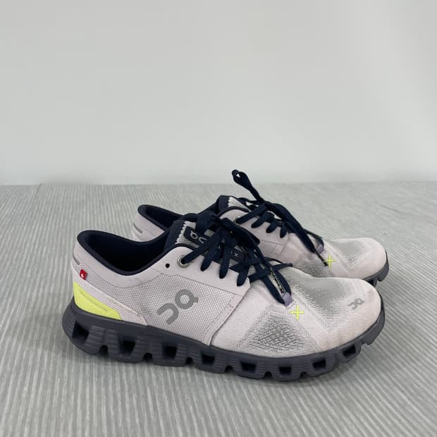 913) 온 러닝 클라우드 X3 Orchid Iron 운동화 240mm