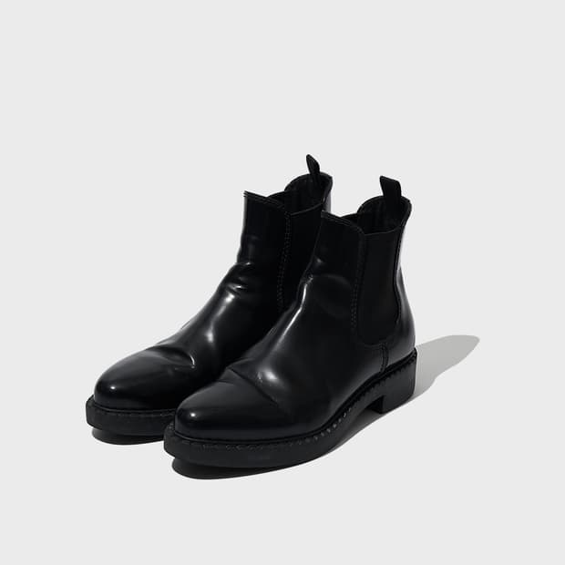 PRADA boots UK7.5