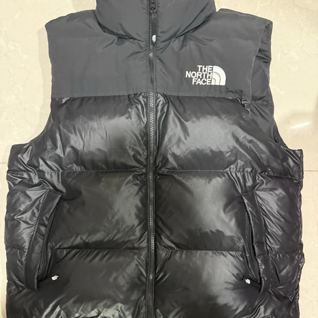 노스페이스 눕시 온볼 패딩조끼