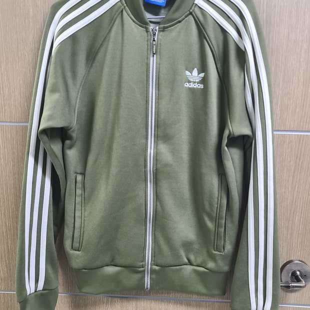아디다스 트랙탑 카키색상 95
