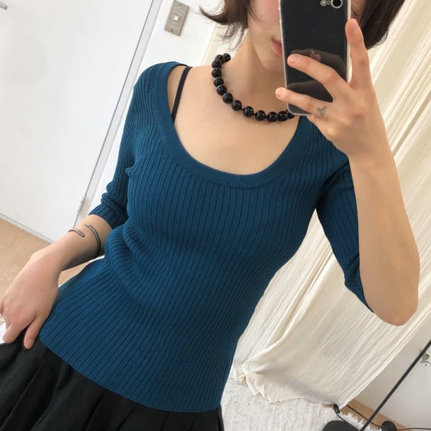 vintage deep blue ribbed top