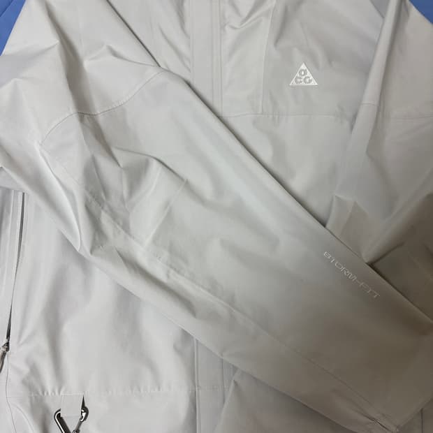 나이키 ACG 케스케이드 레인 자켓