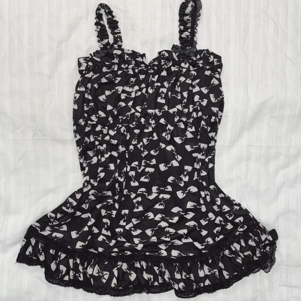 Black Ribbon Frill Sleeveless