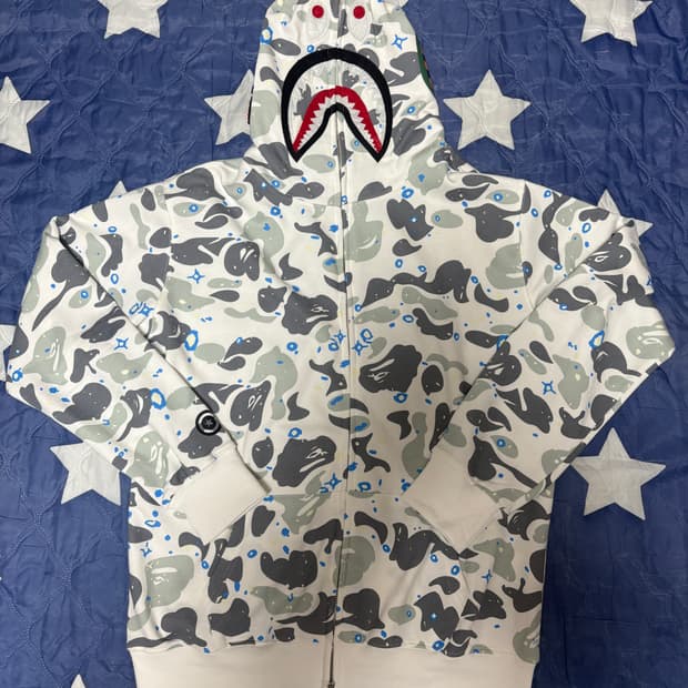 베이프 야광 후드집업 화이트