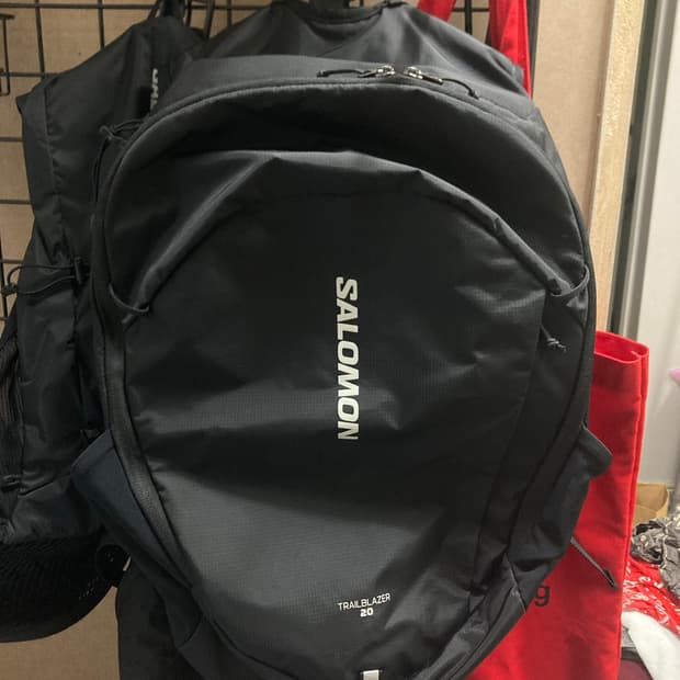 살로몬 트레일 블레이져 20L