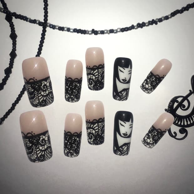 TOKI DOKI / 토키도키 빈티지 레이스 네일팁 프레스온 네일