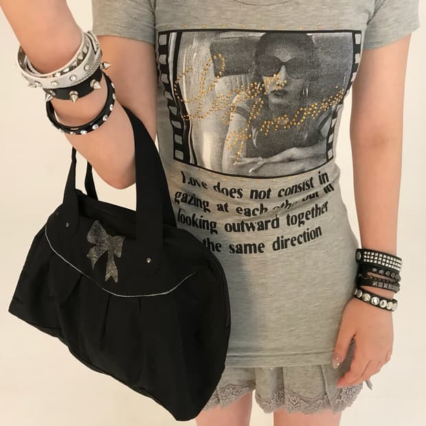 grey vintage t-shirt