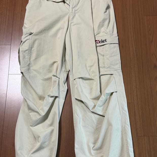 테켓 크림팬츠