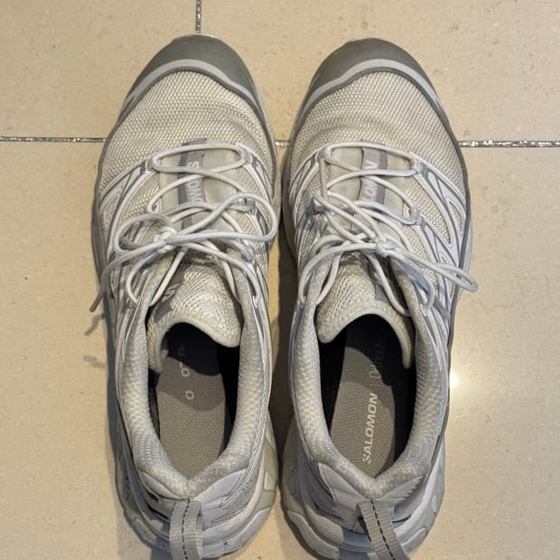 살로몬 XT-6 바닐라 화이트