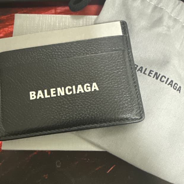 발렌시아가 카드지갑