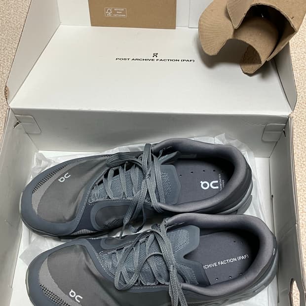 온러닝x파프 클라우드 하이퍼 그레이 290