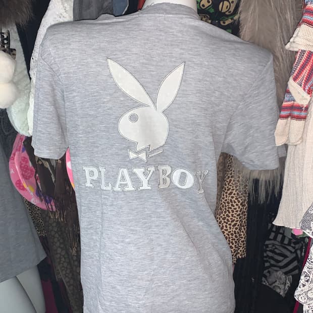 플레이보이 그레이 반팔티