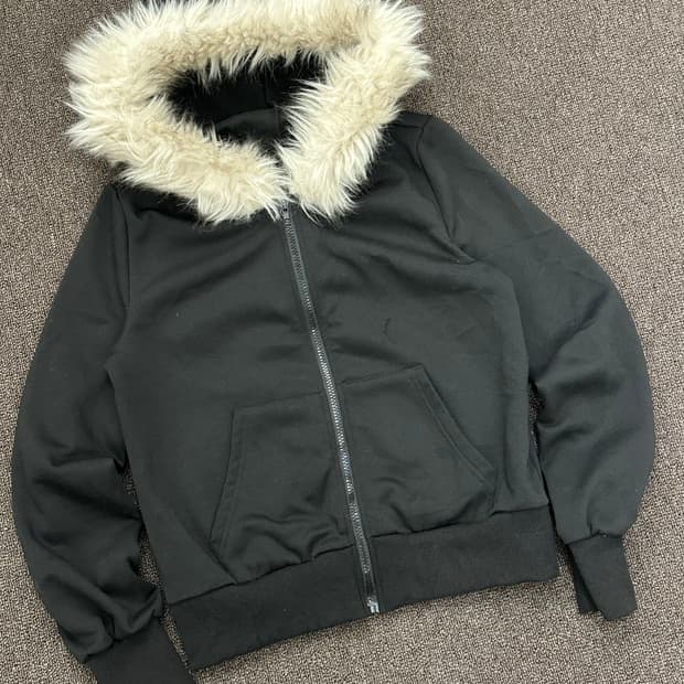 S)빈티지 블랙 퍼 후드집업