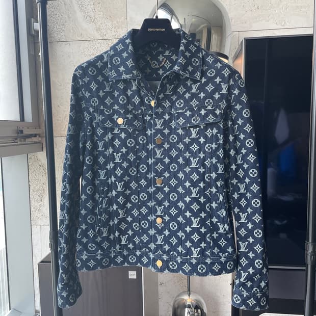 루이비통 데님 자켓 1A46V7