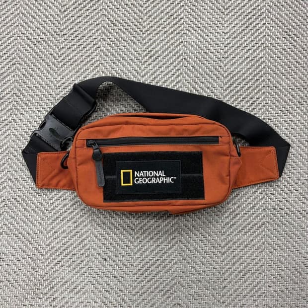 내셔널지오그래픽 유틸리티 힙색 v2344