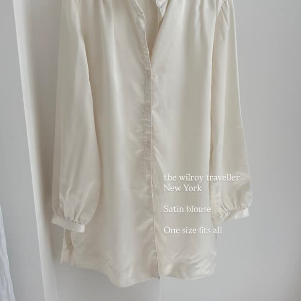Oree 오르에 미국 빈티지 새틴 블라우스 vintage blouse