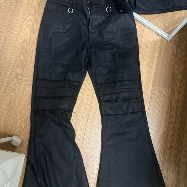 Dig your own grave플레어 팬츠