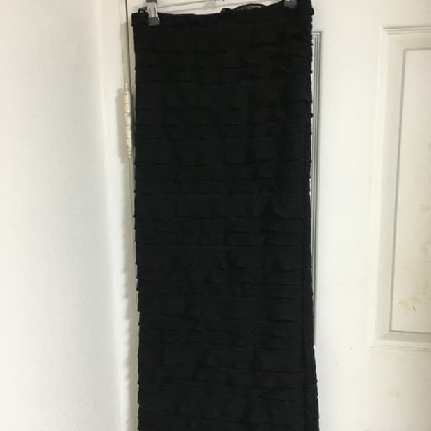 프릴 니트 롱스커트