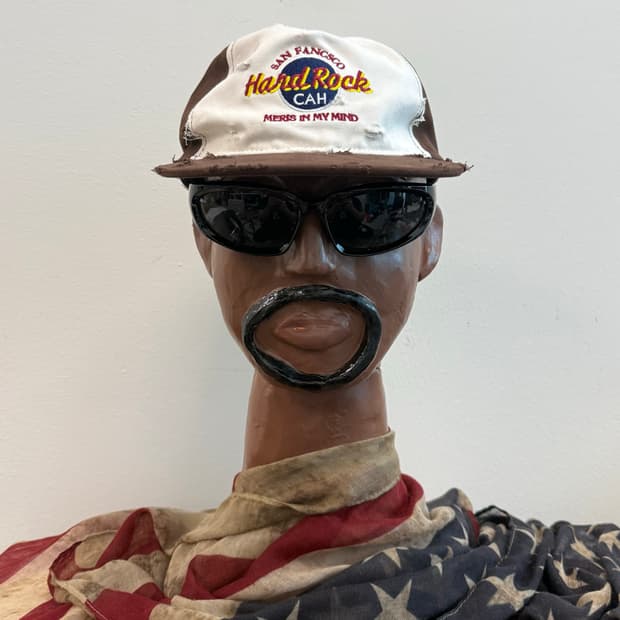 Vintage mood distressed cap