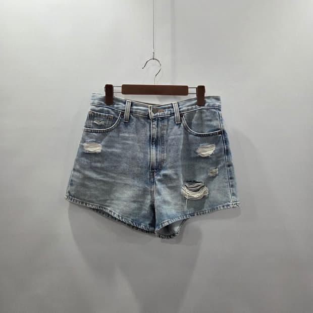 리바이스 우먼 하이웨스트 핫팬츠 29 