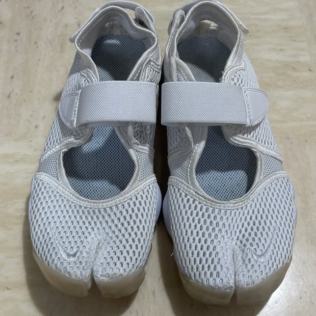 나이키 정품 에어리프트 250 화이트