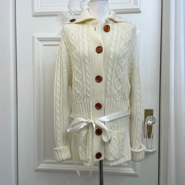 lemon cream wood button long cardigan