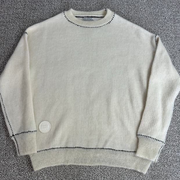 오니츠카타이거 니트