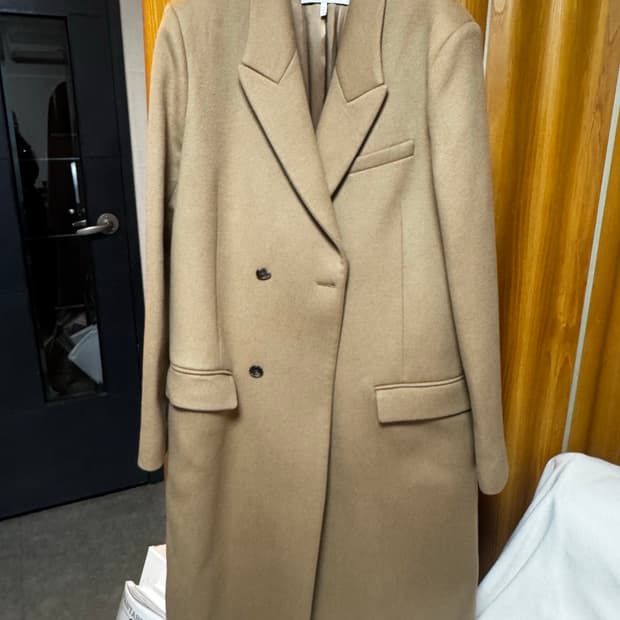 로에베 23FW 런웨이 울캐시미어 코트 50