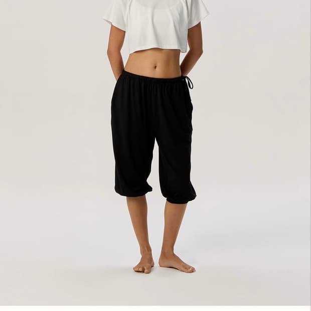 부디무드라 Shirring half pants_Black