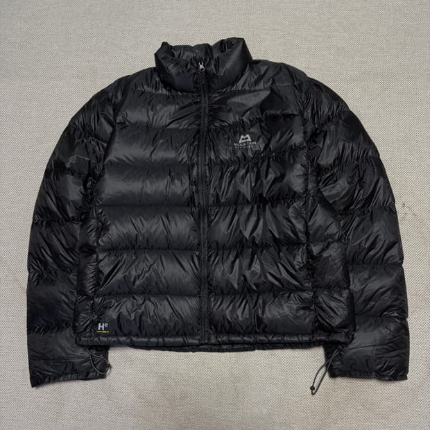 마운틴 이큅먼트 다운 패딩