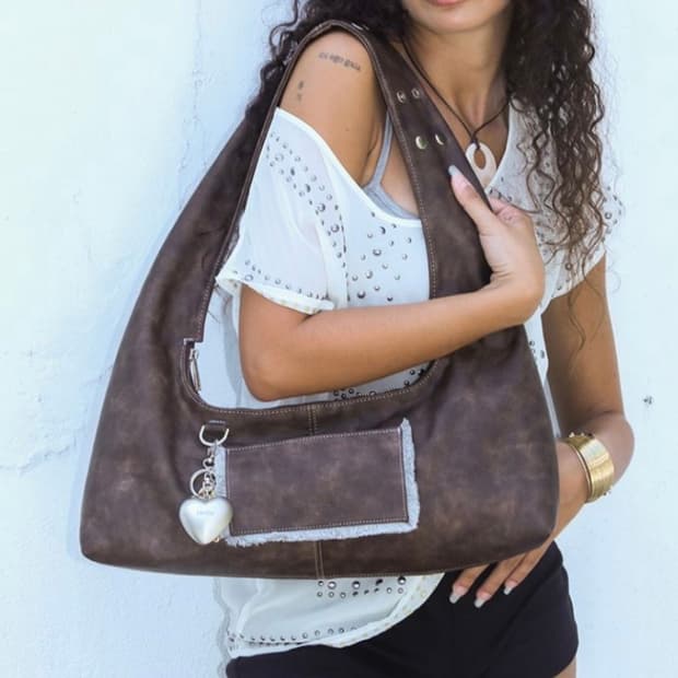 히에타 티나(브라운) 판매합니다