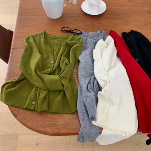 유어제이 캐나 라운드 니트 가디건 올리브