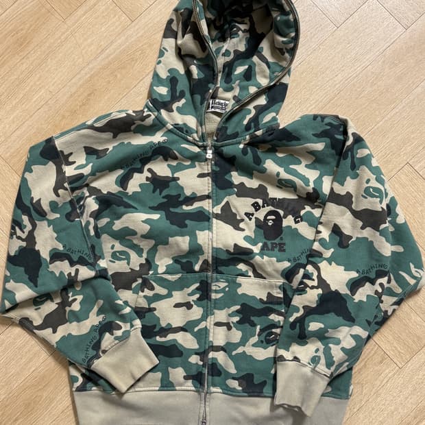 베이프 카모 후드집업