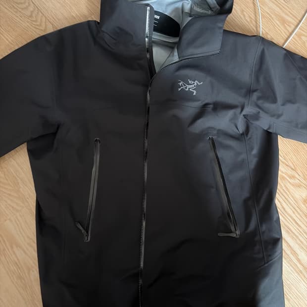 아크테릭스 베타 블랙 M 새상품