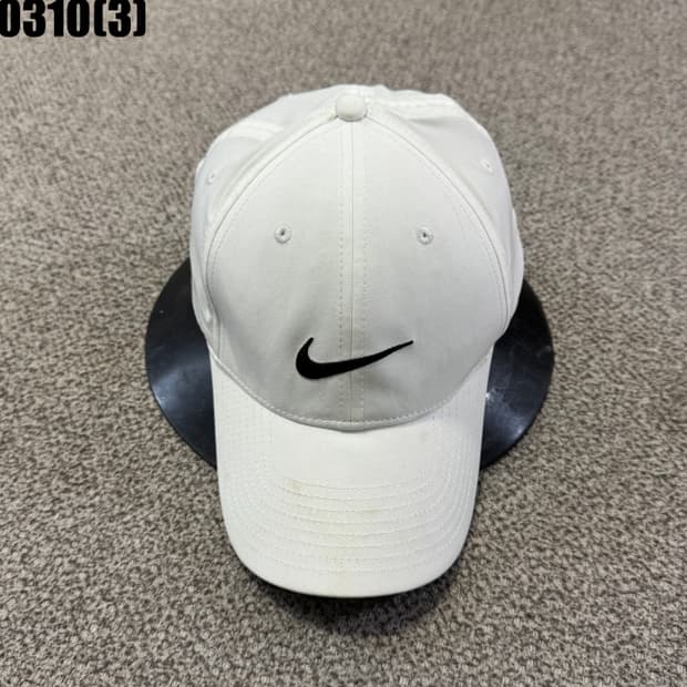 나이키 볼캡 모자