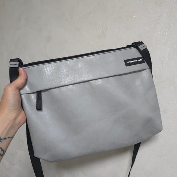 프라이탁 루 Lou, 빠른 거래 시 할인