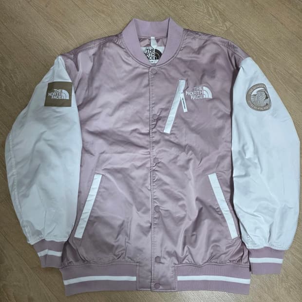 노스페이스 화이트라벨 플레이어 바시티 자켓 페일 핑크 - 24FW
