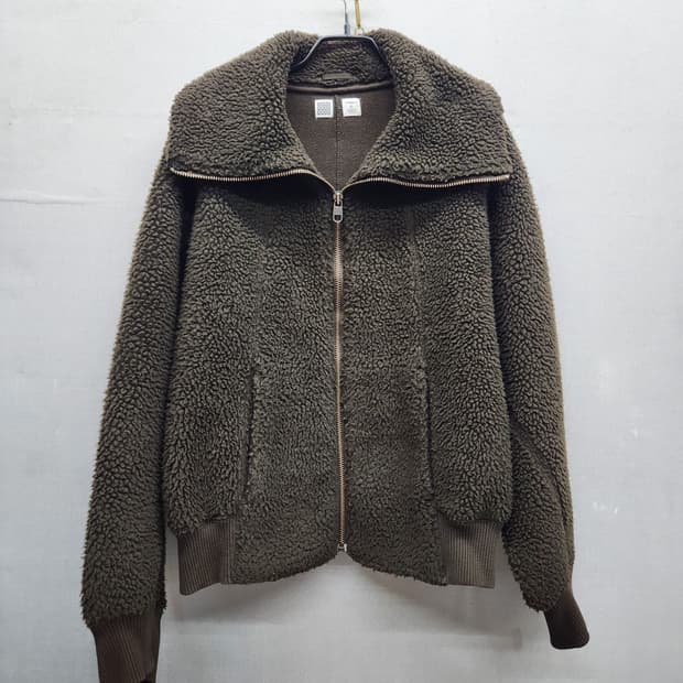 유니클로x르메르 하이넥 후리스 집업 FREE