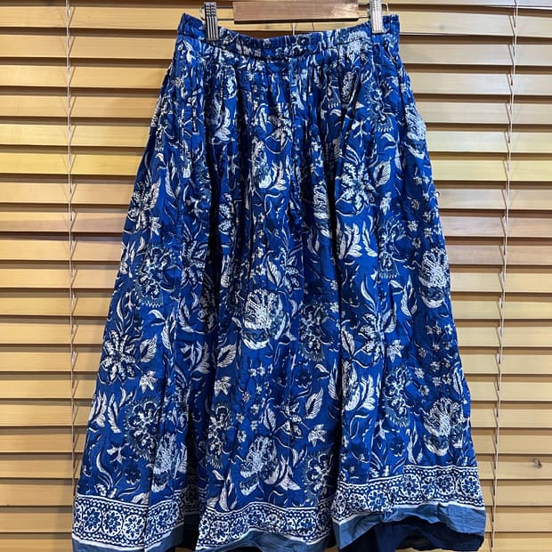 일본수입 여성 블루 에스닉플라워롱스커트 밴딩스커트