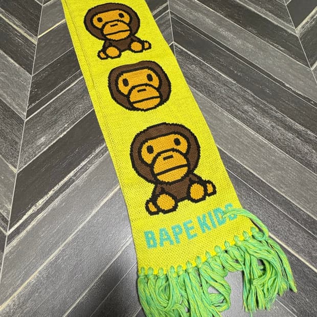 베이프 베이비마일로 니트 머플러 목도리