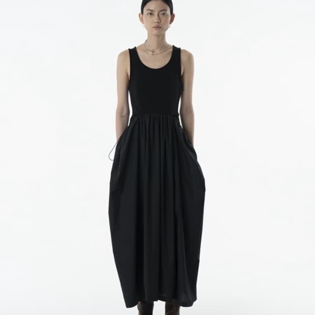 아모멘토 시어 저지 드레스