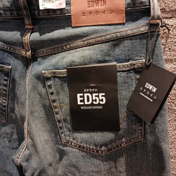 에드윈 ED55 레귤러 태이퍼드 청바지