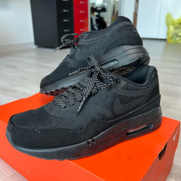 [250] 나이키 (W) 에어맥스1 CMFT PRM TAPE