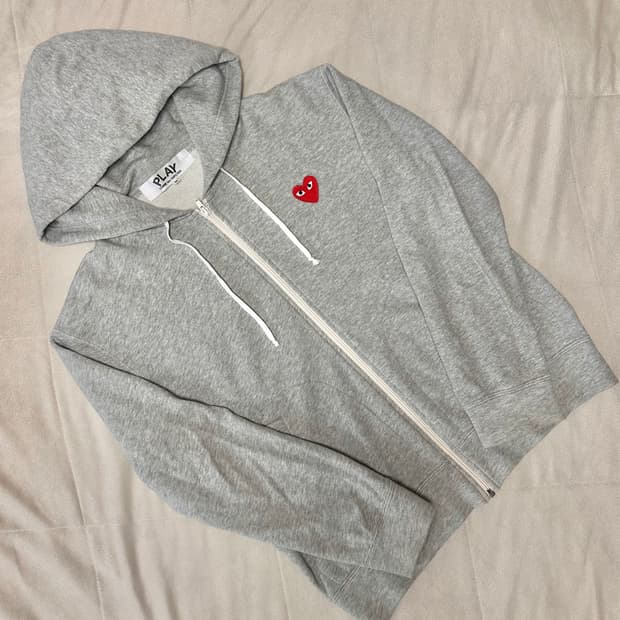 꼼데가르송 플레이 그레이 후드집업