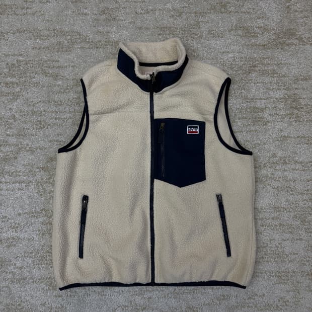 [L] Levis 리바이스 양털 후리스 조끼 베스트 아이보리