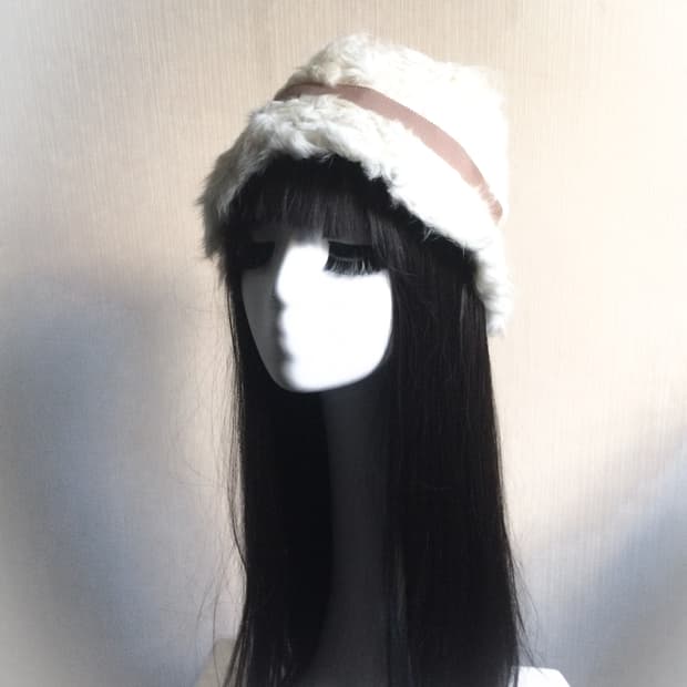  Lamb fur hat