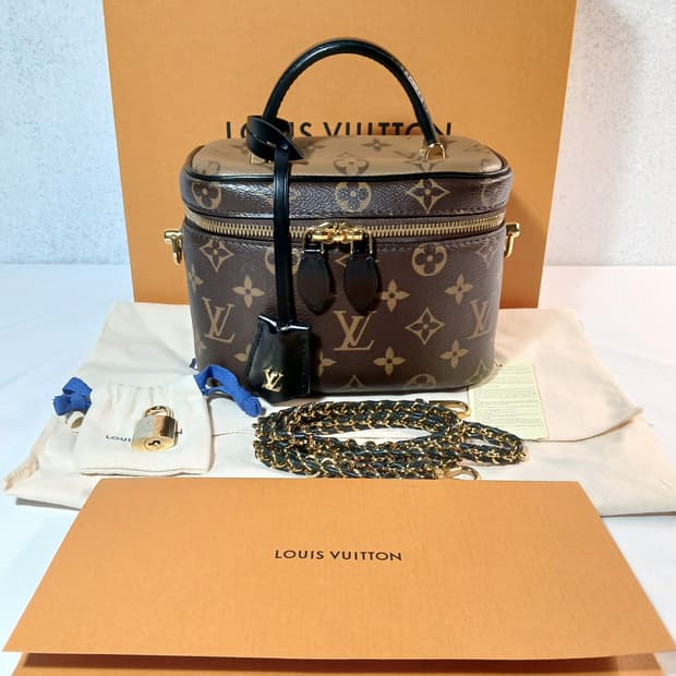 루이비통 베니티PM 크로스백 M45165